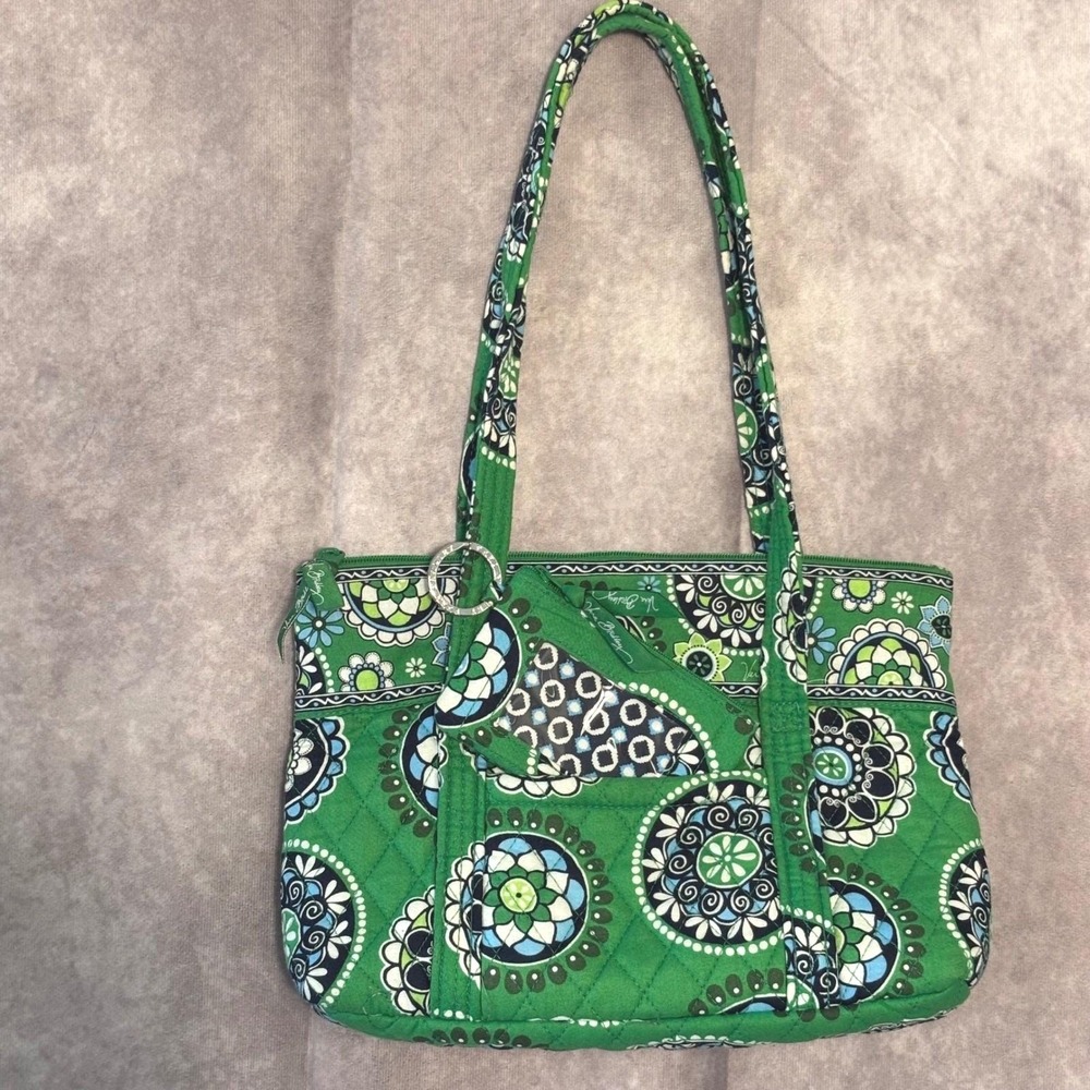 NWOT Retired Vera Bradley Cupcake Green Betsy Quilted Shoulder Bag ID Case Set